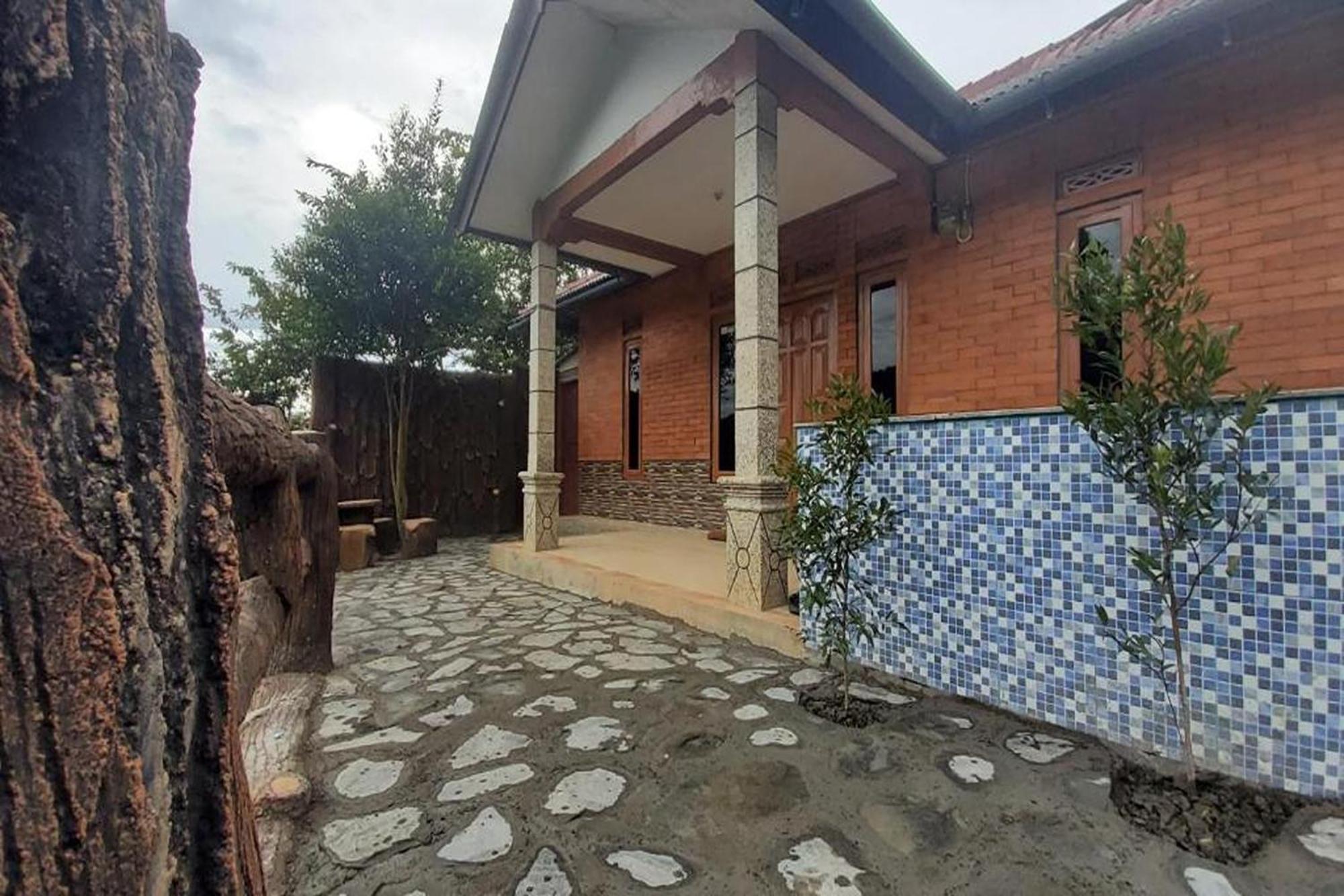 Villa Zoya 2 Pondok Cipaseban Exterior photo